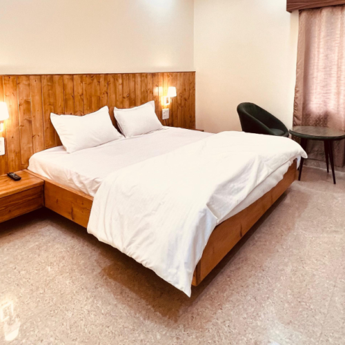 Deluxe Family Sweet Room (201)