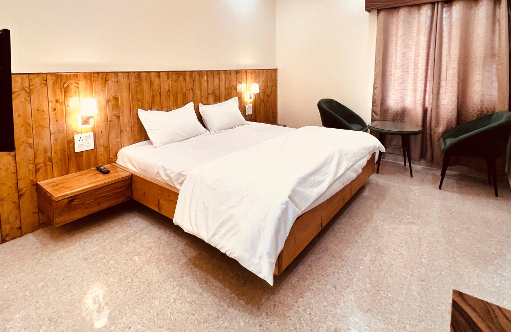 Deluxe Family Sweet Room (201)